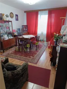 Apartament 3 camere Brașov - poza 1