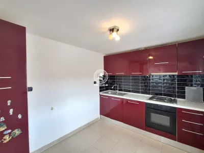 Casă 5 camere Lețcani - poza 3