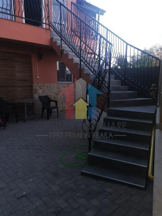 Casă 3 camere Cazasu - poza 1