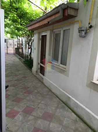 Casă 2 camere Brăila - poza 1