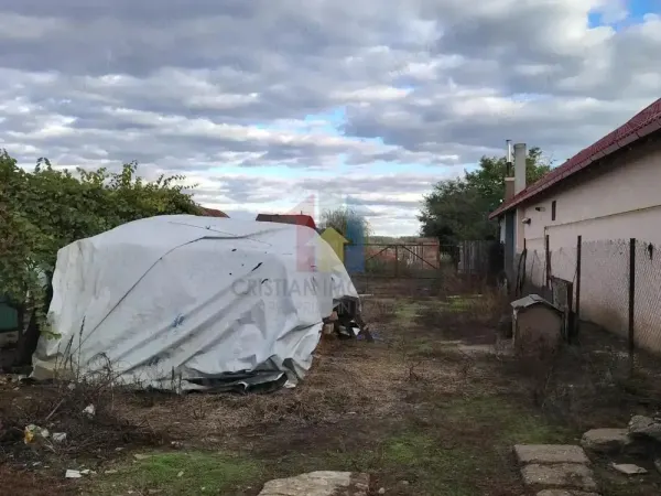 Teren Chiscani - poza 2