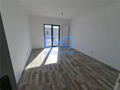 Casă 4 camere Miroslava - poza 5