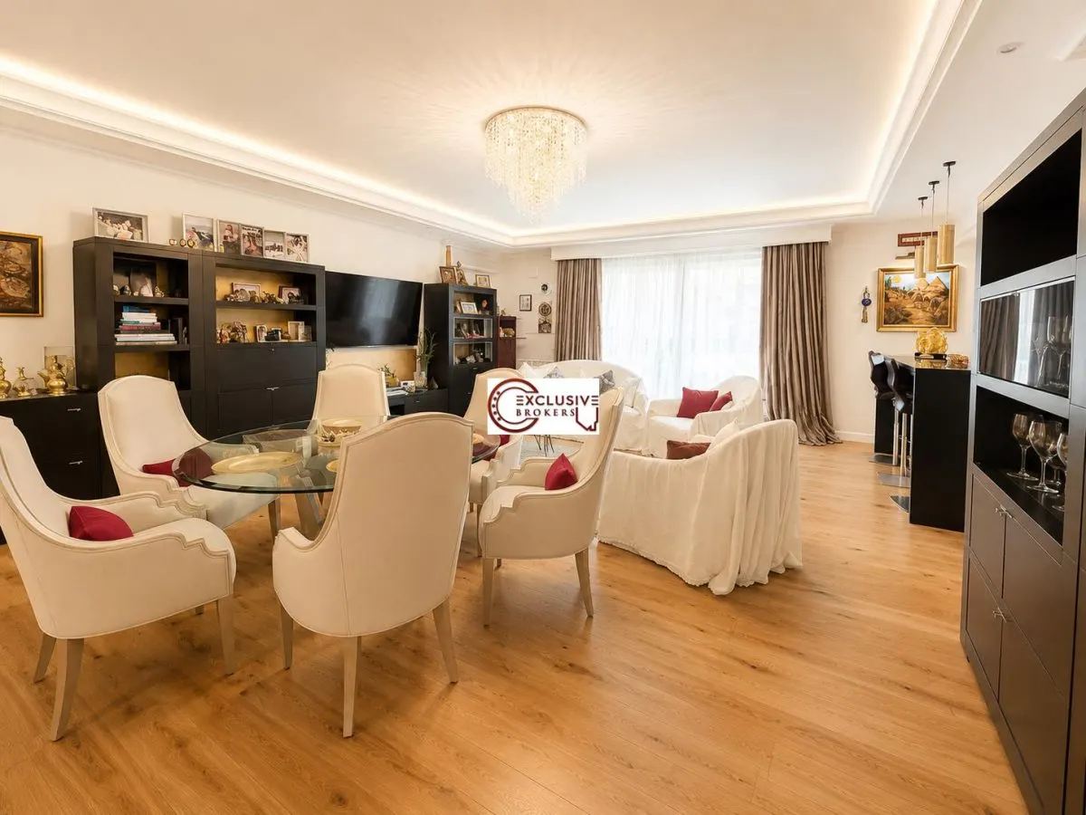 Apartament 4 camere București - poza 1
