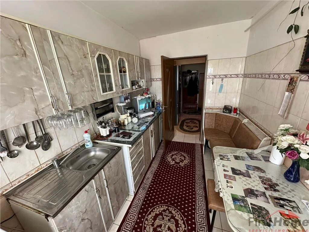 Apartament 3 camere Focșani - poza 1