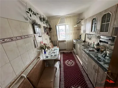 Apartament 3 camere Focșani - poza 2