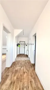 Apartament 3 camere bloc vila - 75 mp + parcare - Tractorul 132.000 euro - Brasov