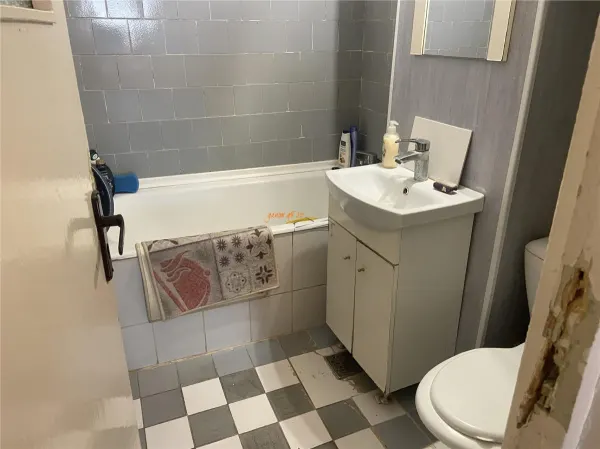 Apartament 3 camere Focșani - poza 12