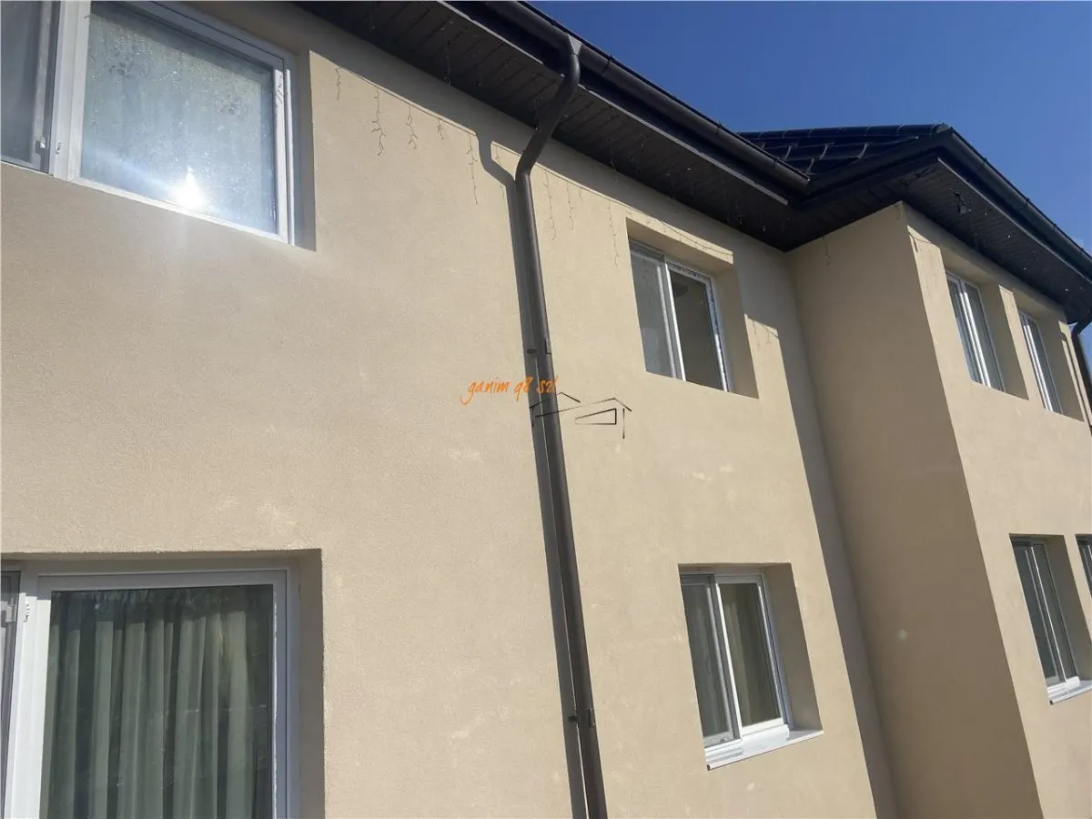 Casă 5 camere Dumitresti - poza 1