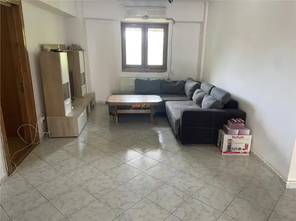 Apartament 4 camere Focșani - poza 1