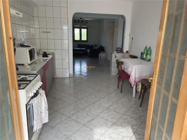 Apartament 4 camere Focșani - poza 3