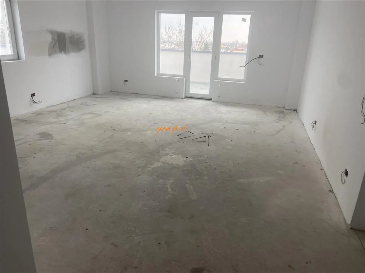 Apartament 4 camere Focșani - poza 1