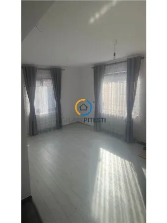 Casă 5 camere Pitești - poza 4