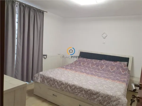 Casă 5 camere Pitești - poza 1