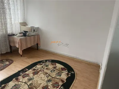 Apartament 3 camere Focșani - poza 2
