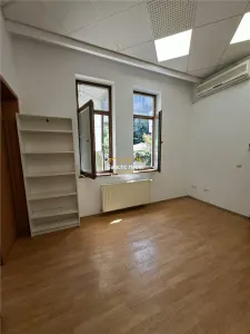 Casă 16 camere București - poza 3