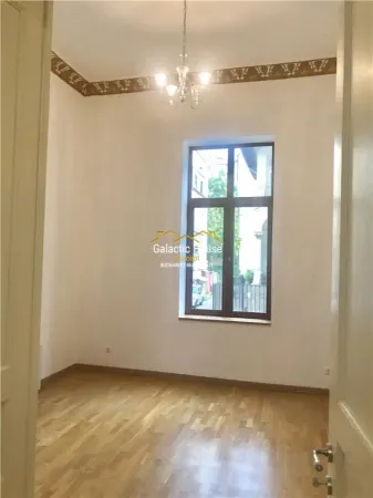 Casă 13 camere București - poza 4