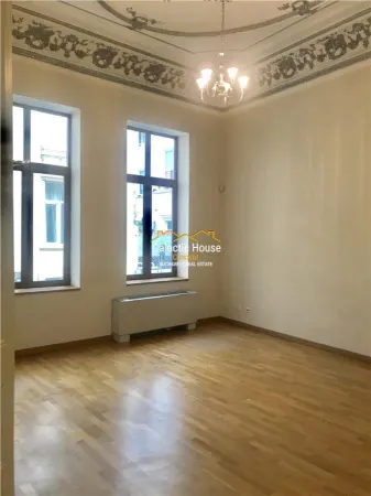 Casă 13 camere București - poza 9