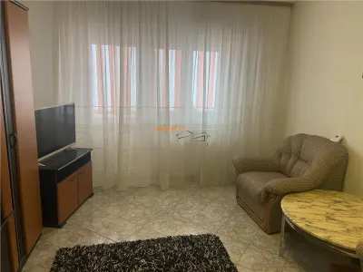 Apartament 4 camere Focșani - poza 2