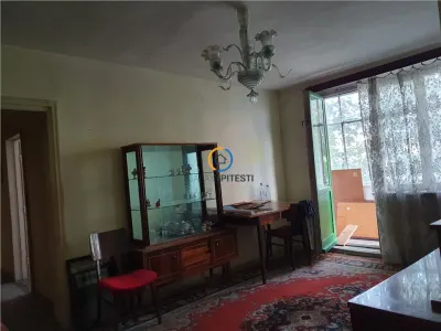 Apartament 4 camere Pitești - poza 2