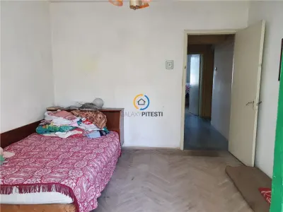 Apartament 4 camere Pitești - poza 5