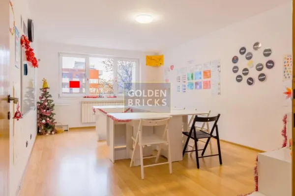 Casă 15 camere București - poza 38