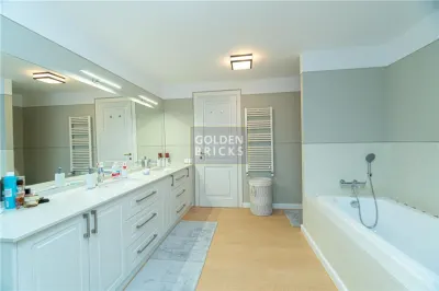 Casă 7 camere București - poza 17