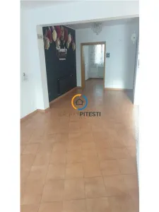 Casă 4 camere Pitești - poza 5