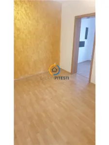Casă 4 camere Pitești - poza 10
