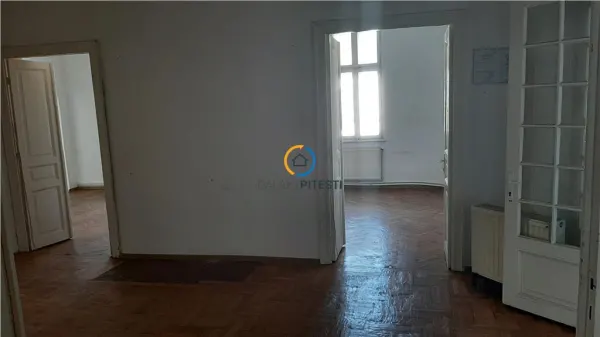 Casă 7 camere Pitești - poza 5