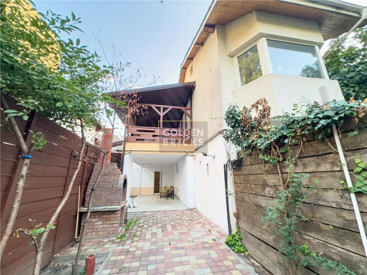 Casă 5 camere București - poza 1