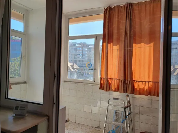 Apartament 3 camere Pitești - poza 5
