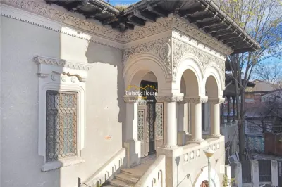Casă 15 camere București - poza 1