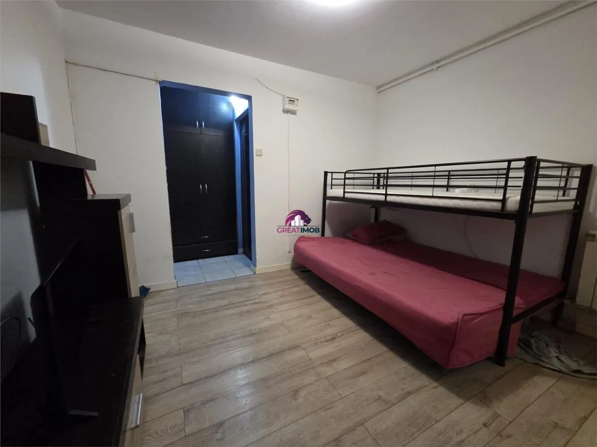 Garsonieră București - poza 1