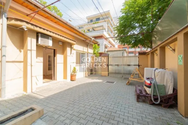 Casă 15 camere București - poza 3