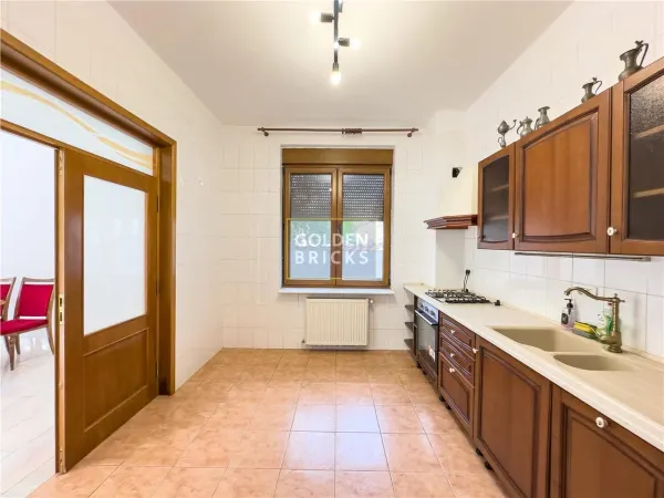 Casă 11 camere București - poza 20