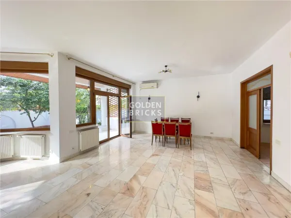 Casă 11 camere București - poza 22