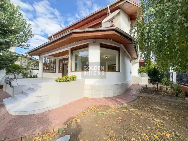 Casă 11 camere București - poza 2