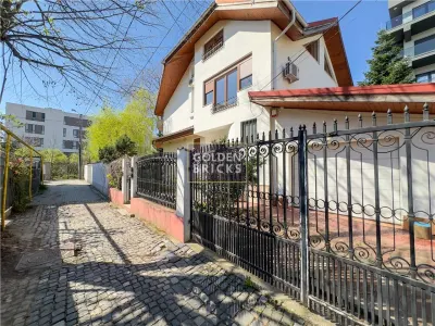 Casă 8 camere București - poza 33