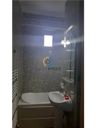 Apartament 3 camere Pitești - poza 8
