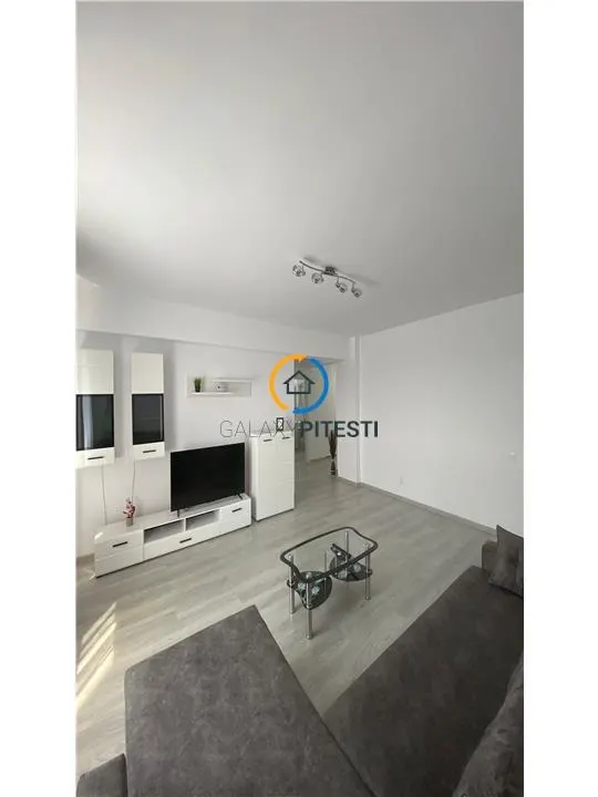 Apartament 2 camere Pitești - poza 1