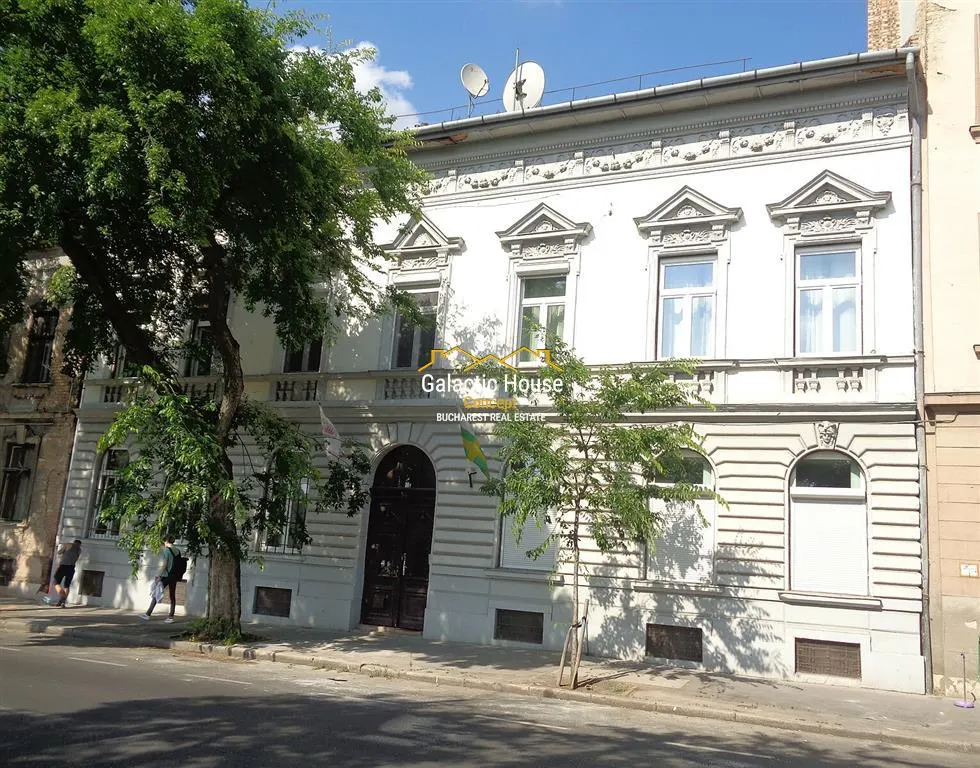 Casă 12 camere București - poza 1