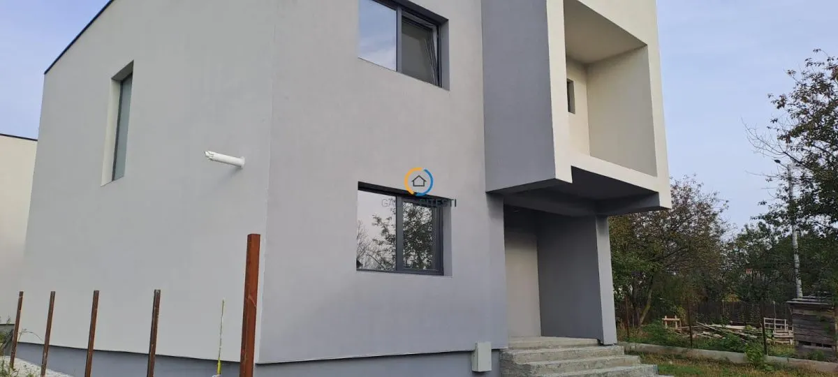 Casă 4 camere Ștefănești - poza 1