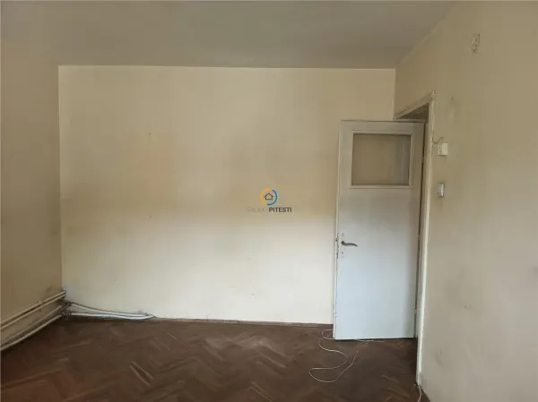 Apartament 3 camere Pitești - poza 4