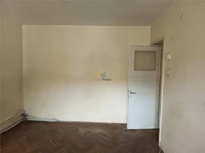 Apartament 3 camere Pitești - poza 4