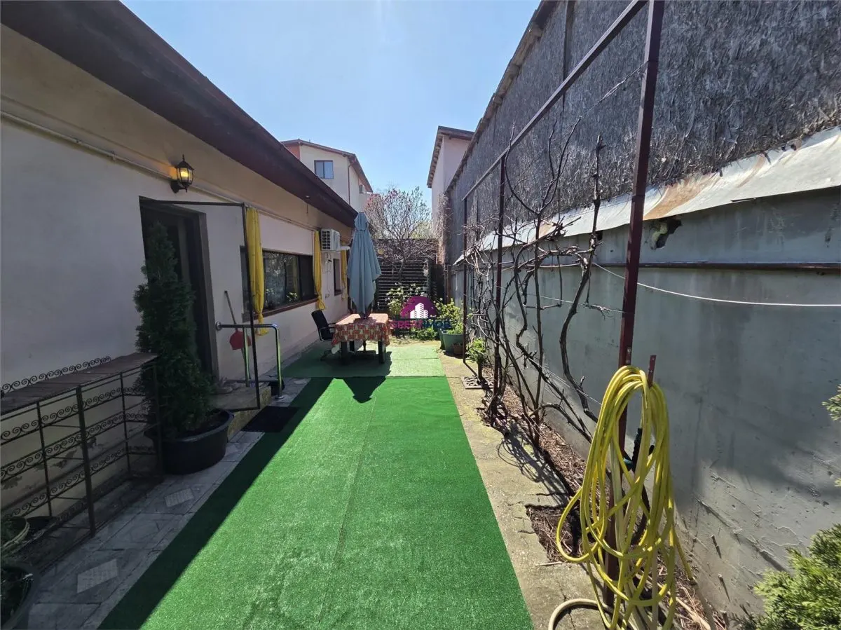 Casă 3 camere București - poza 1
