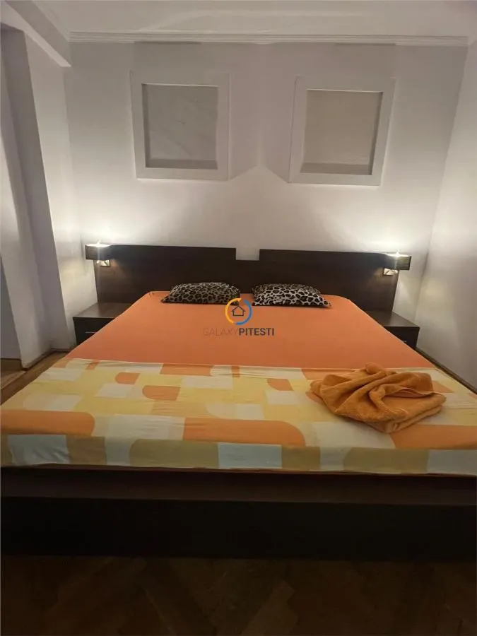 Apartament 3 camere Pitești - poza 1