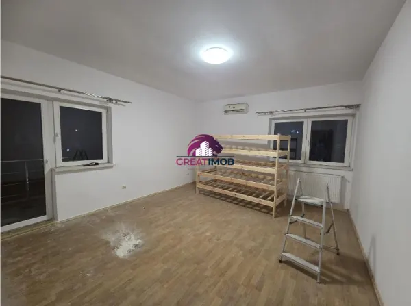 Apartament 3 camere Voluntari - poza 2