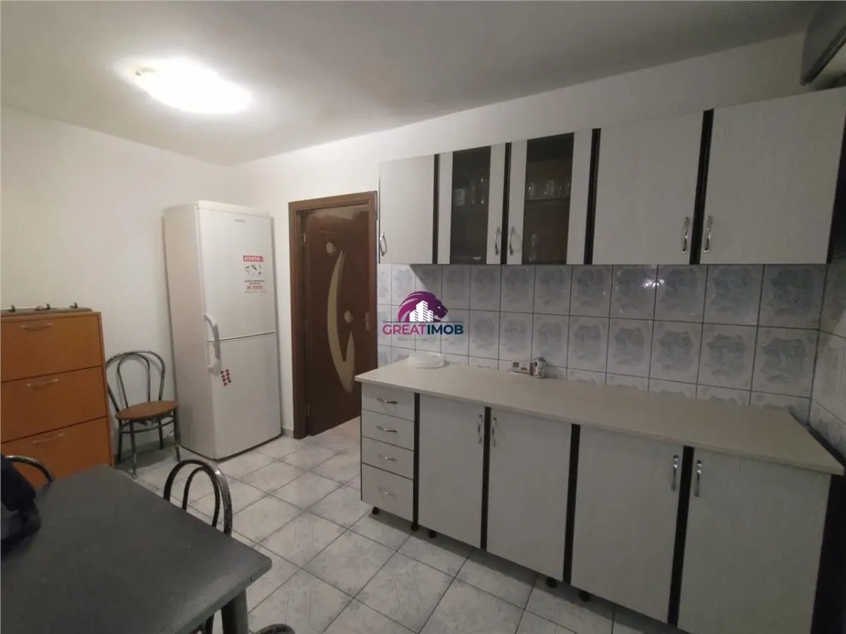 Apartament 3 camere București - poza 1
