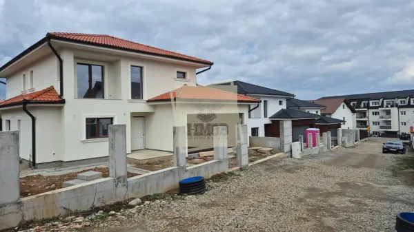 Casă 4 camere Șelimbăr - poza 2