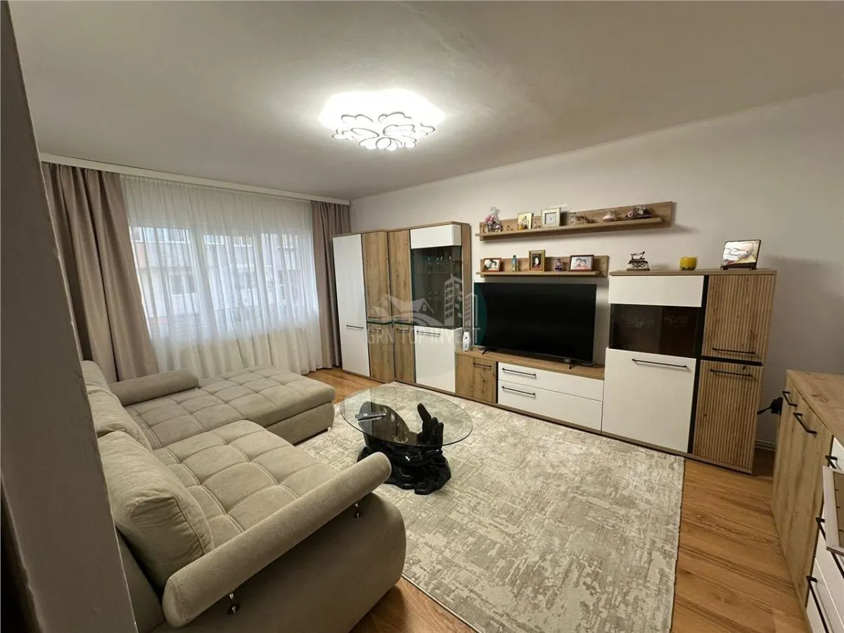Apartament 3 camere Sibiu - poza 1